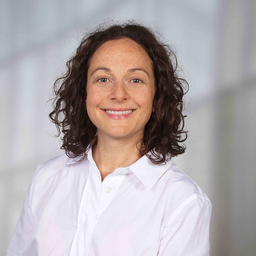 Julia Gebefügi