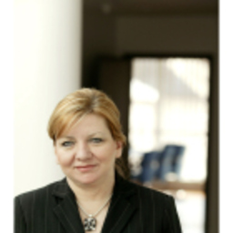 Elena Penzes-Strobl