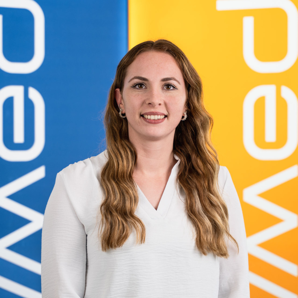 Sarah Hecht Junior Talent Manager ewimed GmbH XING