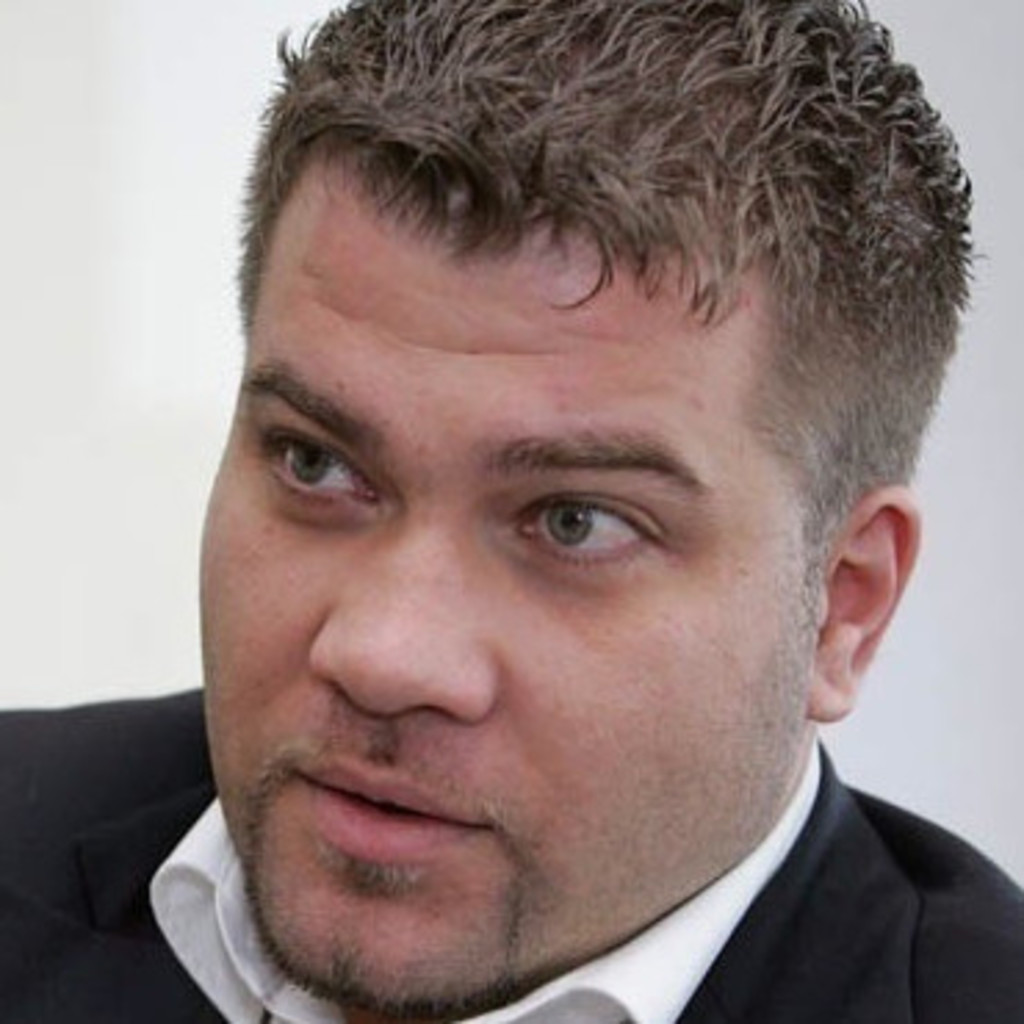 Sasa Pozder Chief Executive Officer (CEO) Medical Innovation
