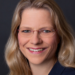 Dr. Karola Läge