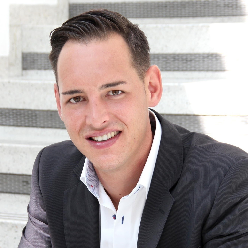 Maximilian Salzer Vertriebsmitarbeiter Leonhard Büro.Gestaltung