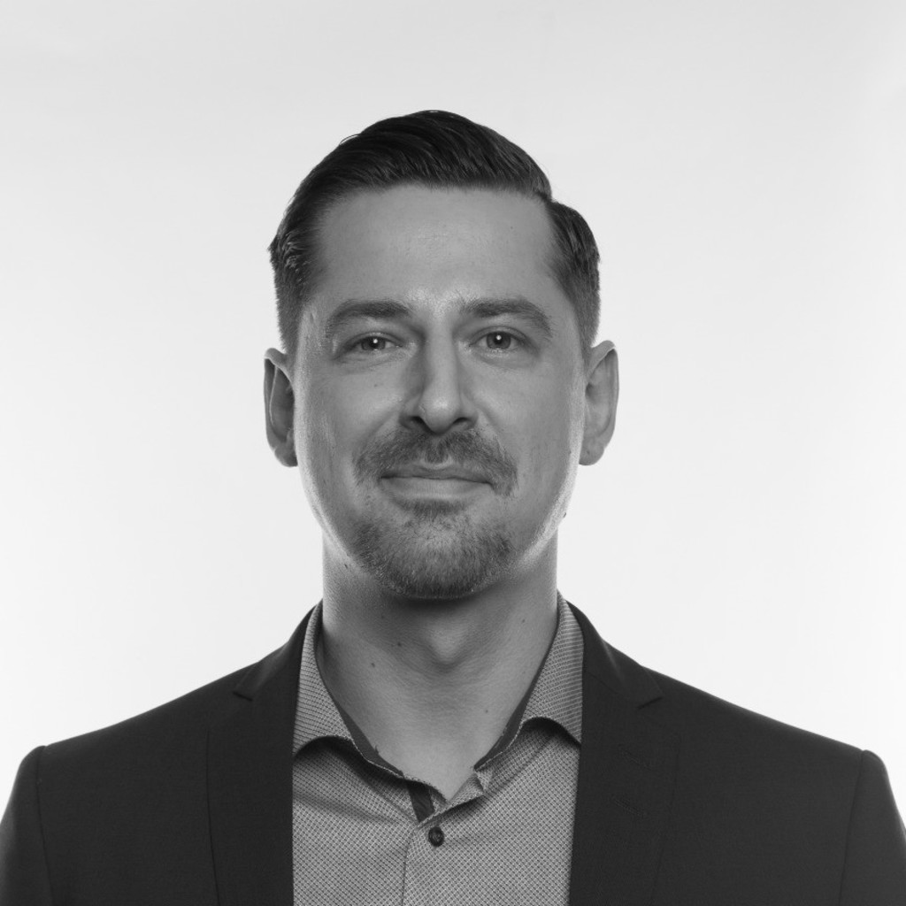 Jens OttoLanghof Lead Product Manager Software and Cloud