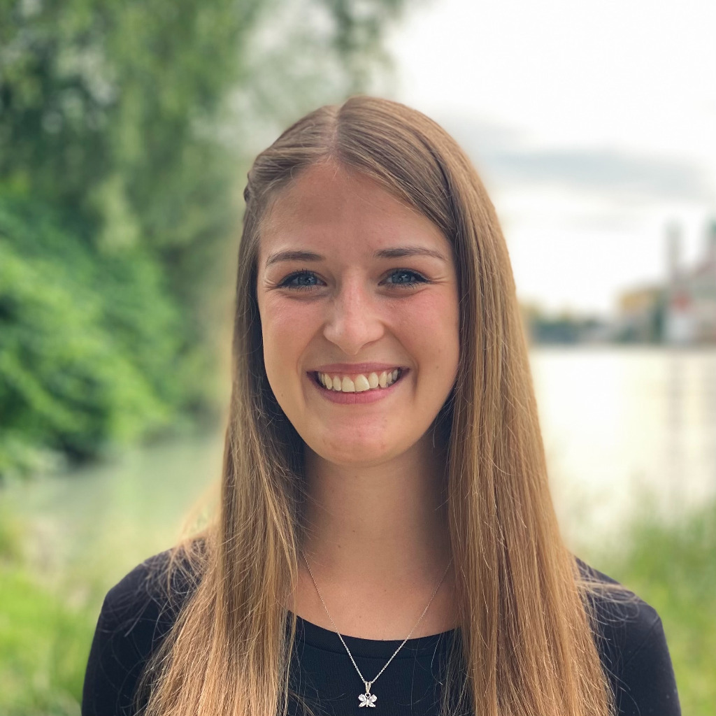 Jule Raabe - Associate - Christ&Company Consulting GmbH | XING