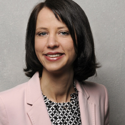 Dr. Nadine Wollscheid