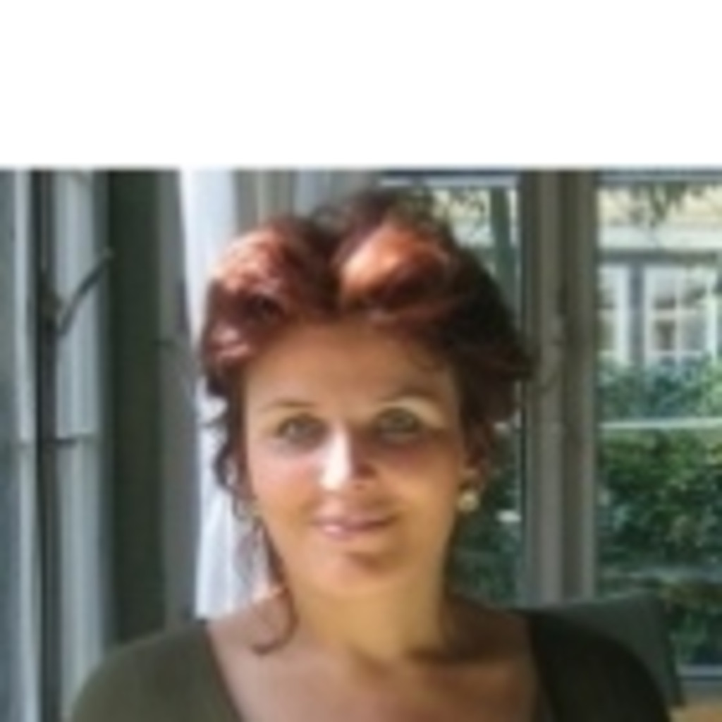 Eva Rohrman director ELPIDA.SK XING