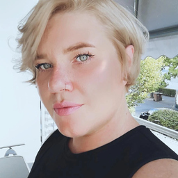 Melanie Knapik