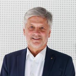 Mag. Wolfgang Knoll