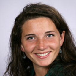 Julia Kuhn