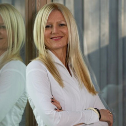 Dr. Nadine Haepke