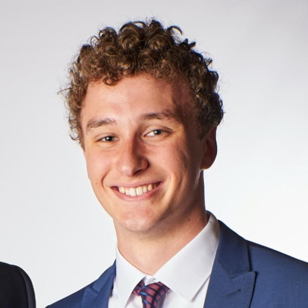 Jonas Hanelt Investment Management Zurich Gruppe Deutschland XING