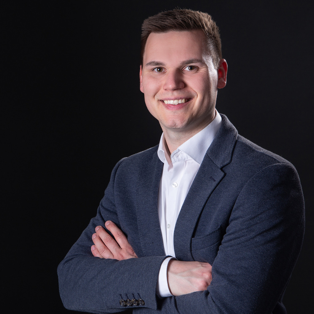 Ing. Simon Kropp Qualitätsplaner Serie Hettich Unternehmensgruppe