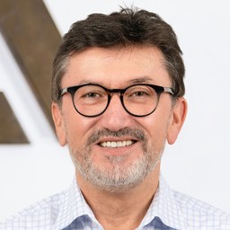 Dr. Thomas Kreuscher