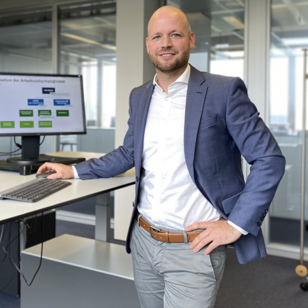 Dominik Turri Senior Manager Group Internal Audit, Risk & ICS Pwo