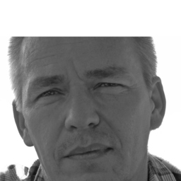 Dr. Uwe Ernst