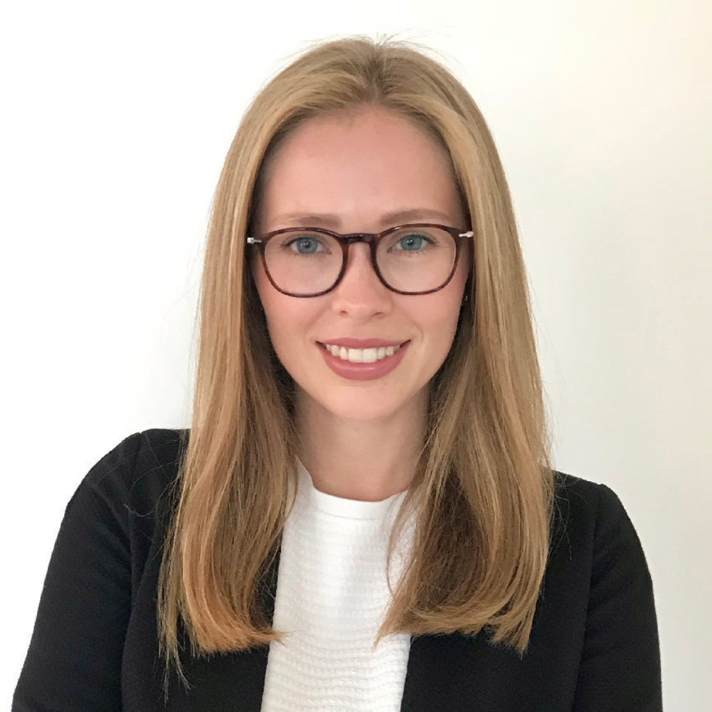 Nora Menzel Assistant to Senior Vice President Air Logistics Germany