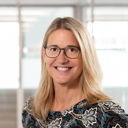 Julia Schlosser