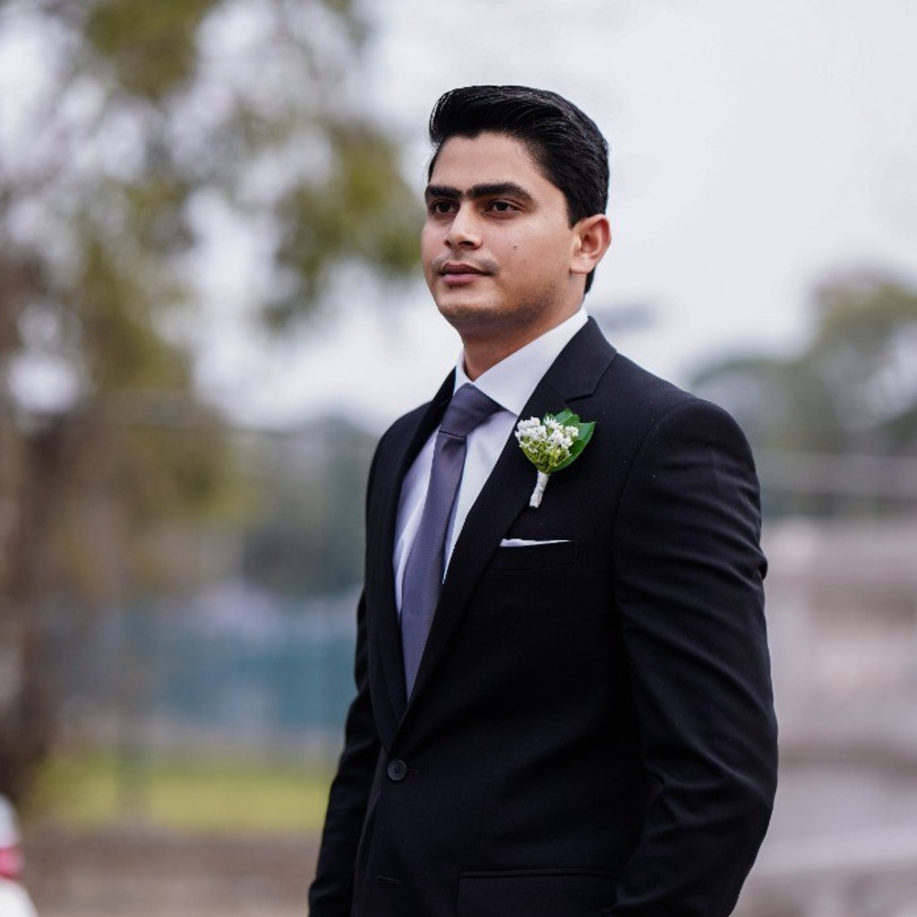 hamza adil Project Management Officer ewall XING