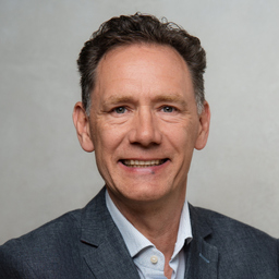 Stefan Schmitz