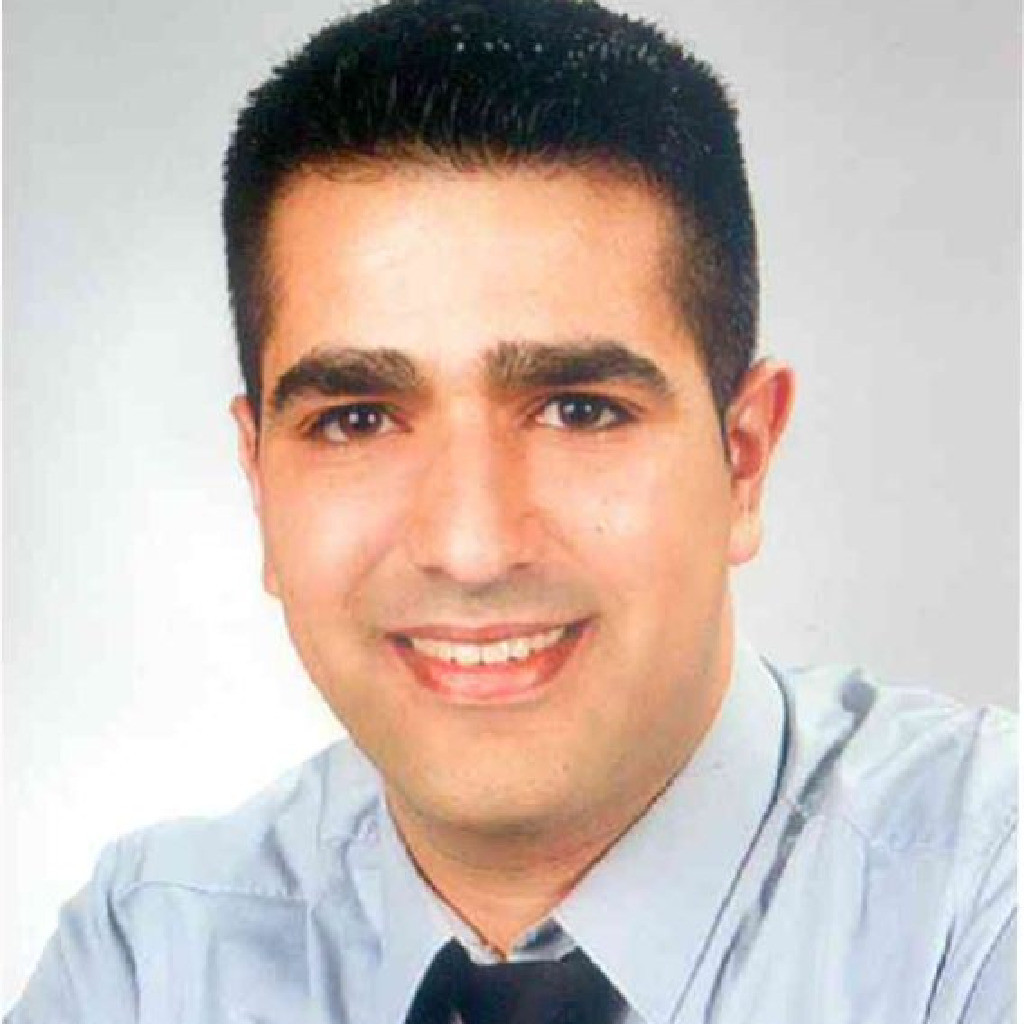 Ali El Makhoukhi ITSystemadministrator / Infrastruktur & Betrieb