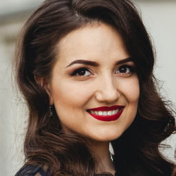 Yana Lapach