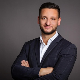 Marco Pust