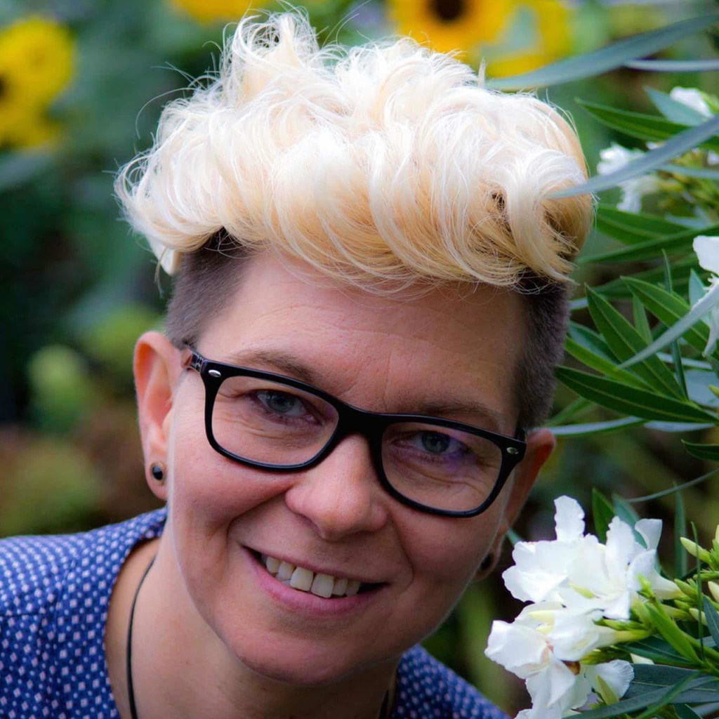 Melanie Seegert Projektleiterin Tiefenbach GmbH Korrosionsschutz XING