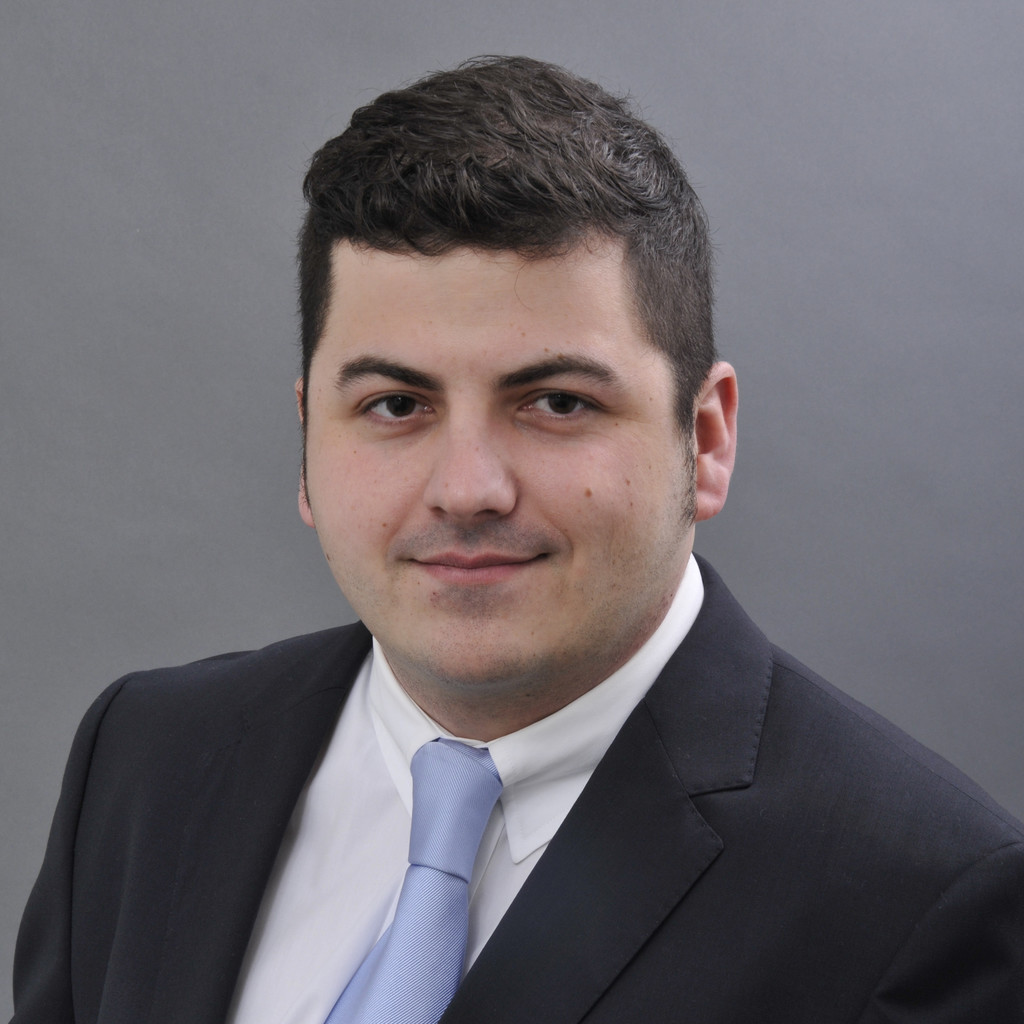 Michael Gerstner Redaktionsleiter Senior Analyst bähr & fess