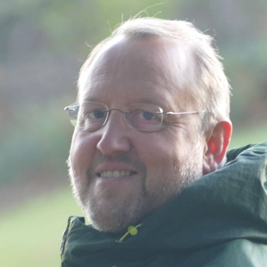 Dipl.Ing. Karl Aumüller Associate Director PATRIZIA AG XING