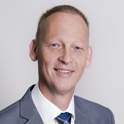 Dr. Robert Stößer