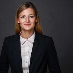 Dr. Julia Gruhne