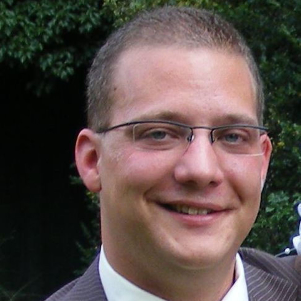 Markus Rademacher Abteilungsleiter RGA GmbH & Co. KG XING