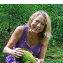 Mossin' Annie Martin