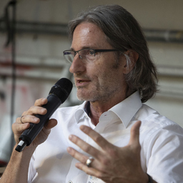 Dr. Andreas Streit