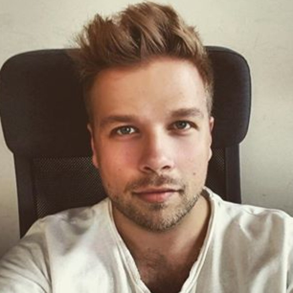 Groves aus Hamburg in der Personensuche von Das Telefonbuch