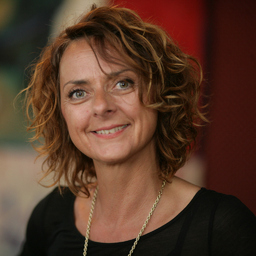 Angelika Leber