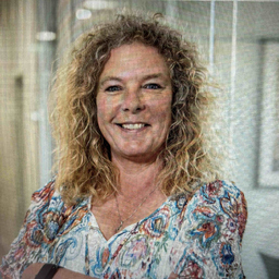 Claudia Schott