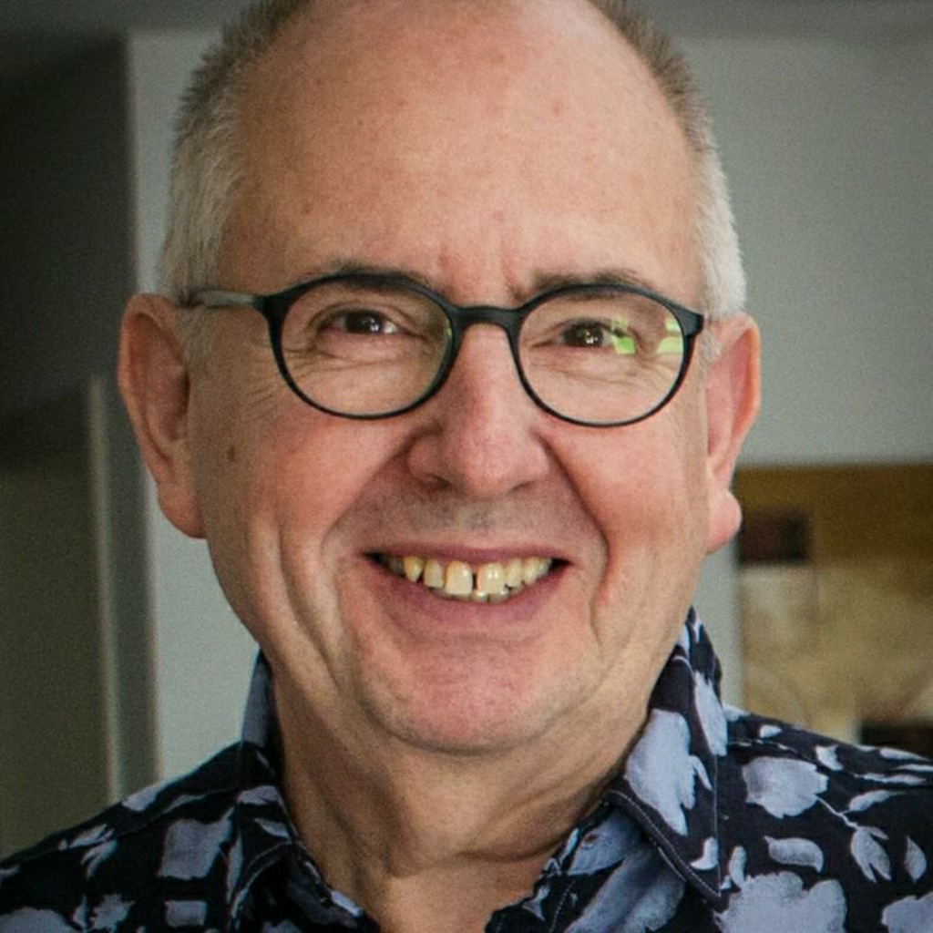 Ulrich Stiem Senior Consultant Zusammenarbeit mit verschiedenen