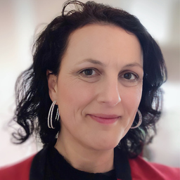 Anja Schulze-Hollstein