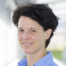 Dr. Franziska Aumer