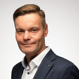 Wolfgang Kiener