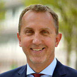 Dr. Stephan Buse