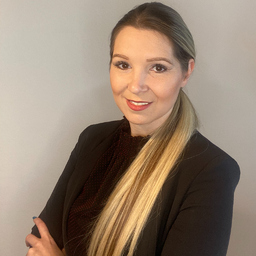 Julia Fenneberg MBA