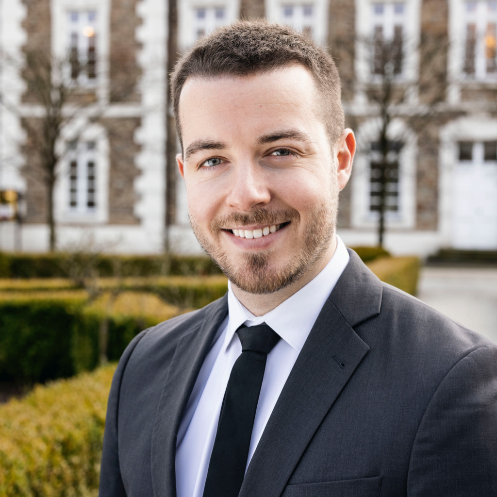 Christian Kraus Corporate Finance & Controlling University of