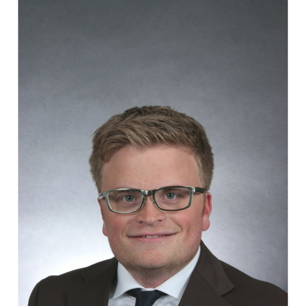 Tim Fischer Program Manager Snop Automotive XING