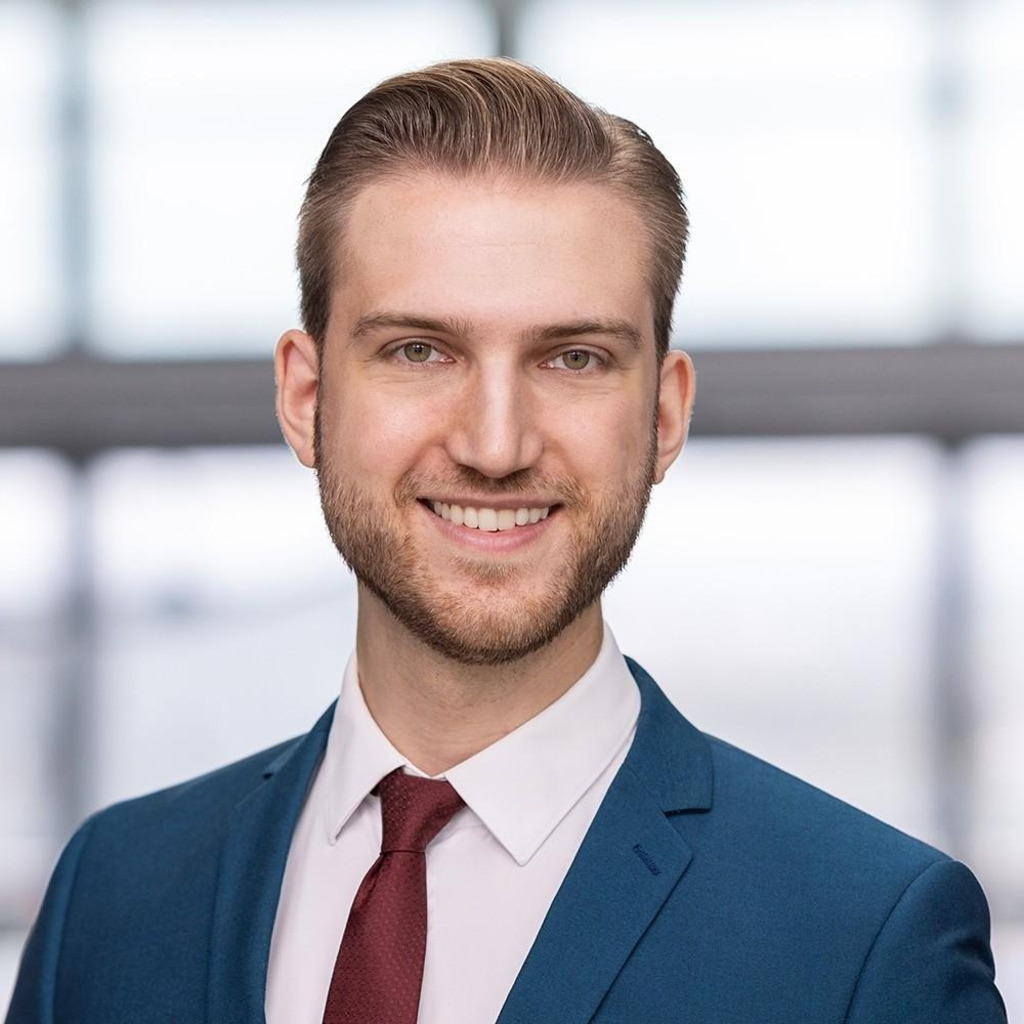 Daniel Käfer (Junior) Community Development Manager Deutsche Börse