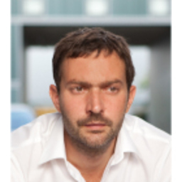 Dr. Simon Hallström