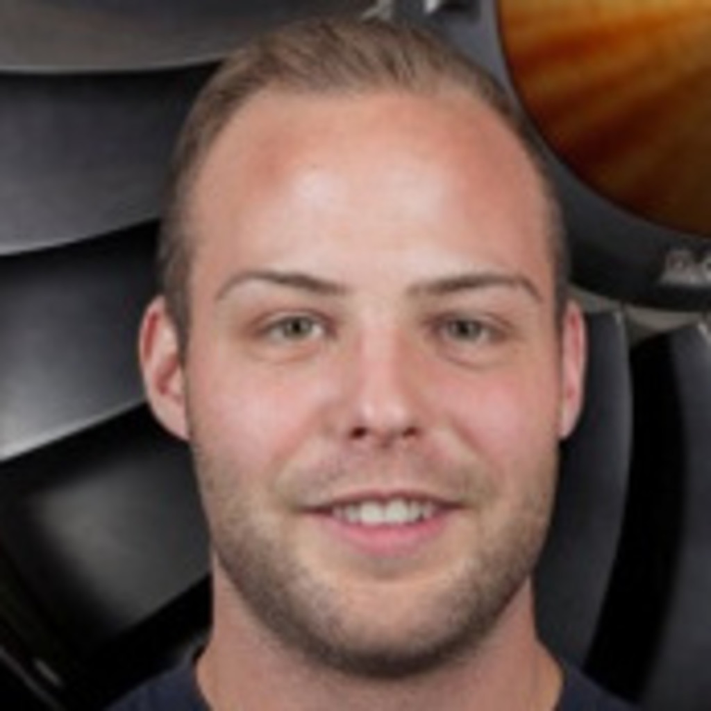 Maximilian Agricola Teamleiter Fertigung Rolls Royce Deutschland