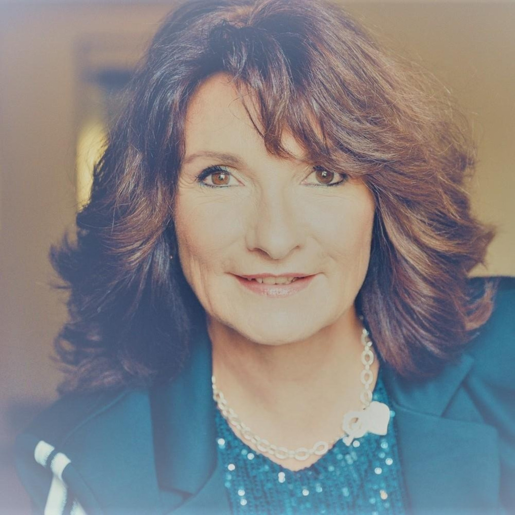 Elisabeth Ettrich HUMAN RESOURCES RAYLASE GmbH XING