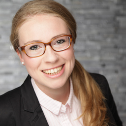 Dr. Larissa Schaufler